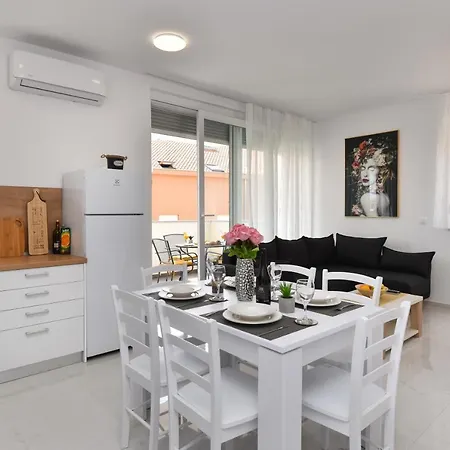 Apartman زادار